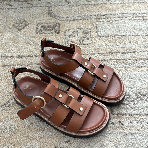 Zara Buckle Platform Sandals - Picture 1 of 4